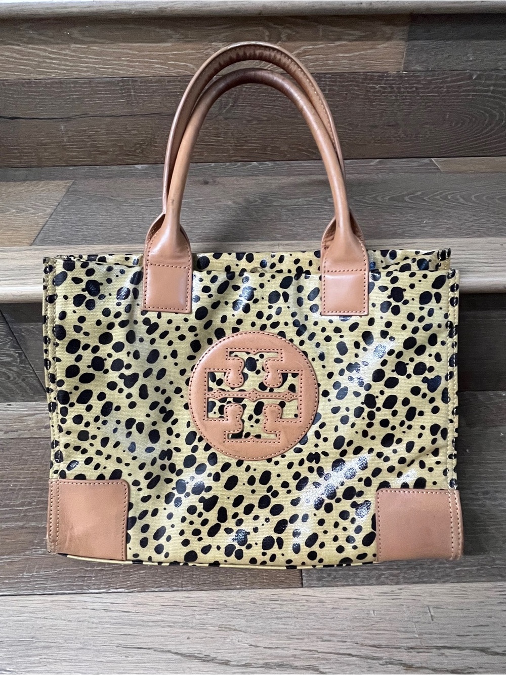 Tory Burch Vintage Ella Tote Animal Print Tan Leather Shiny Coated Canvas Fair